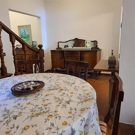 Lovely 5 Bedrooms Viareggina, With Garden Appartamento *