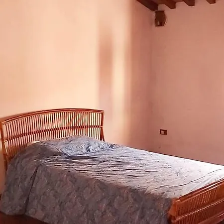 Lovely 5 Bedrooms Viareggina, With Garden